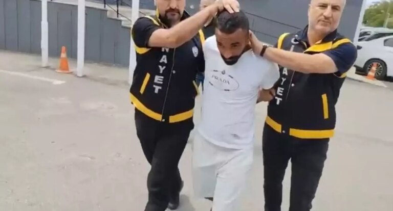 bursada esi bicaklayarak olduren adam adliyeye sevk edildi kiPyHxDE