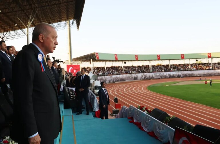 cumhurbaskani erdogan turkiyenin huzuruna kastedenler devletimizin celikten iradesiyle karsilasacaklardir g5cESUG7