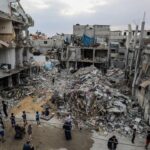 israil gazzede insani yardim bekleyenleri hedef aldi 30 olu F2LasXdU