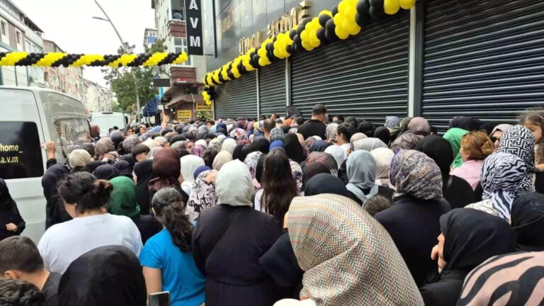 sultangazide indirim izdihami 4XkWsR2t