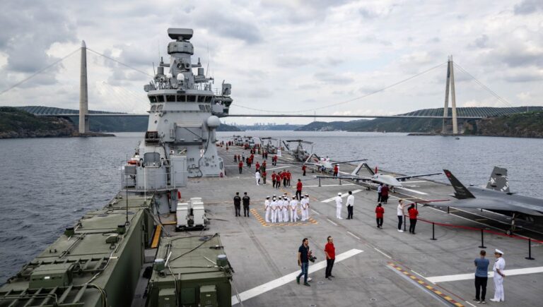 tcg anadolu sarayburnundan ayrildi TNN4Nhha