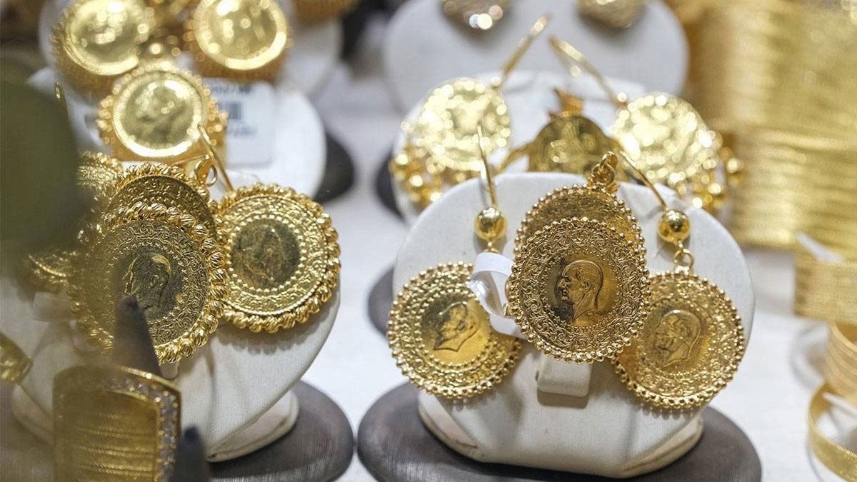 altinda rekor dolarda artis var piyasalar gune cok hareketli basladi Uf4UyHVE