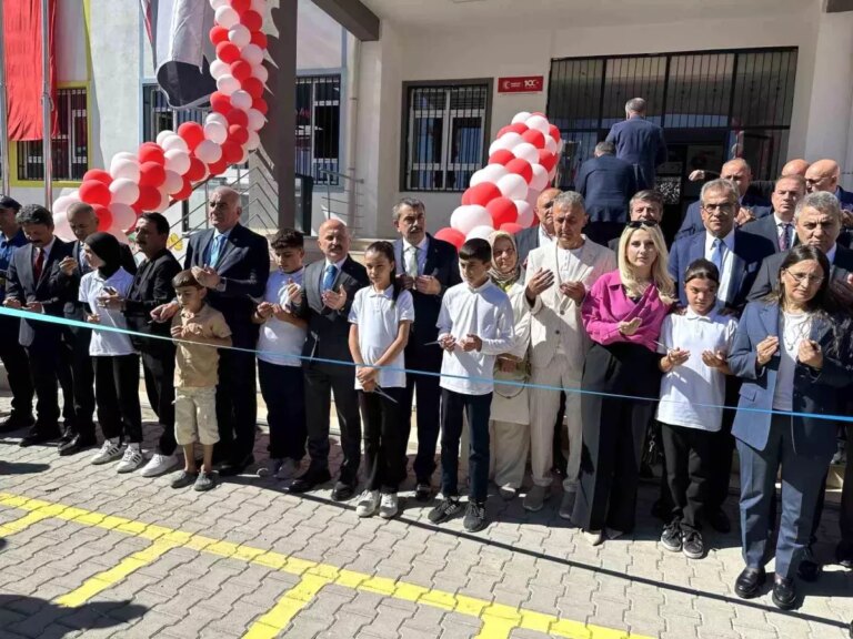 bakan tekin turkiye son 20 yilda egitim ogretimde fiziki altyapi teknolojik altyapi ve akademik icerik acisindan devrim niteliginde isler yapti A1Vl2KW4