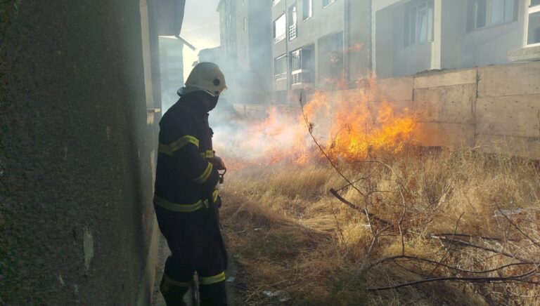erzincandaki ortu yangini sonduruldu xTjGRvIb