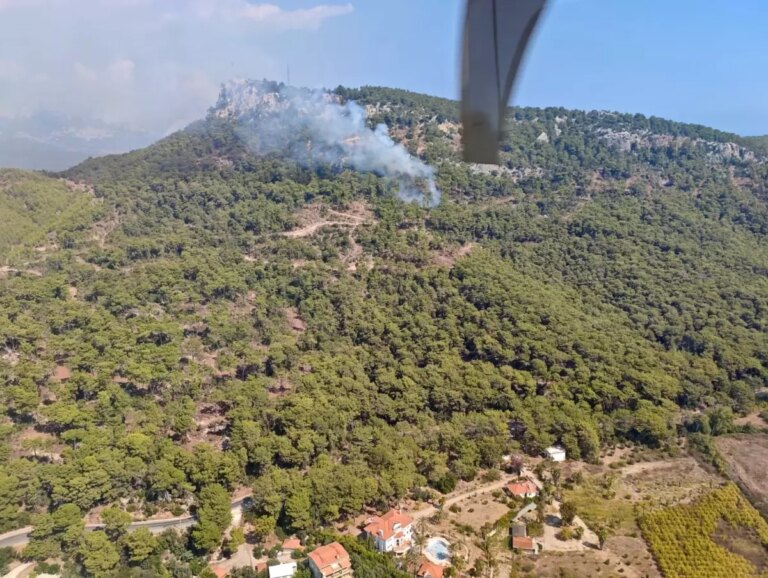 kemerde orman yangini F6iQX3JM