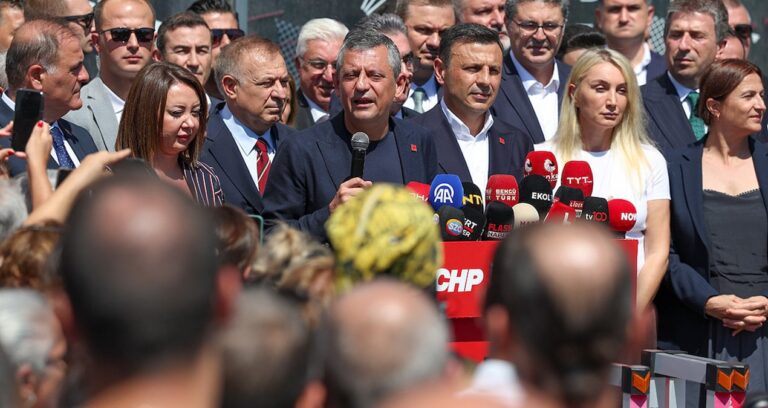 saray kumpas kurdu igNTaKqm