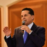 ahmet ozerden demirtas tepkisi barisa katki vermeleri gerekenleri demir parmakliklar ardinda tutarak barisi tesis edemeyiz VDjSRFRB