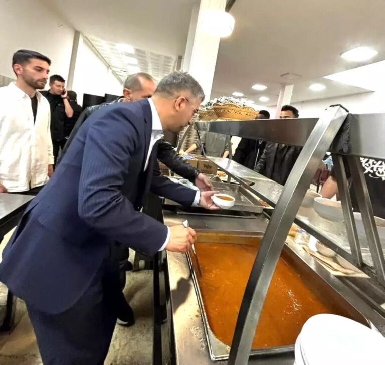 ak parti erzurum genclik kollari kampuse hosgeldiniz dedi qs2G56hJ