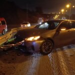 atakumda bariyere carpan otomobilde 1 yarali qZET6s7L