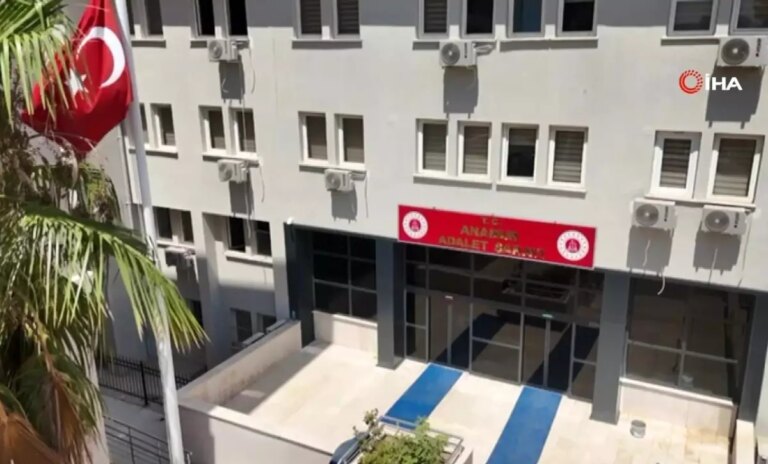 feto korkusuyla 10 milyon lira dolandirildi HxgQtxmP.jpg