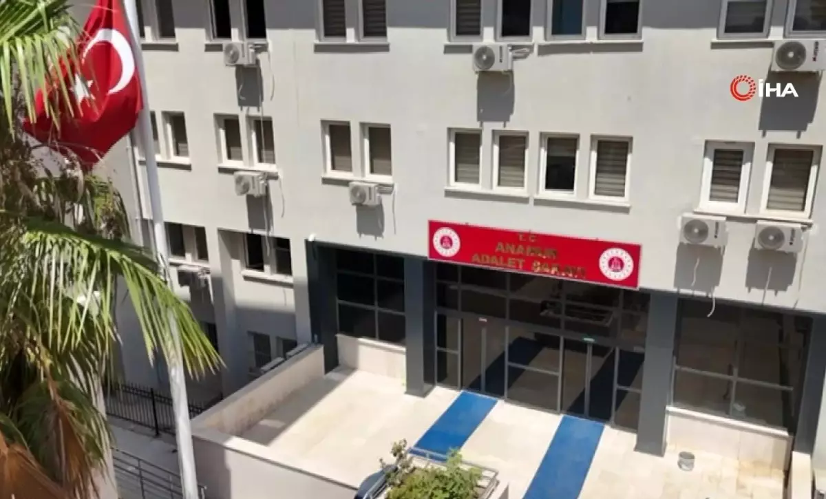 feto korkusuyla 10 milyon lira dolandirildi HxgQtxmP.jpg