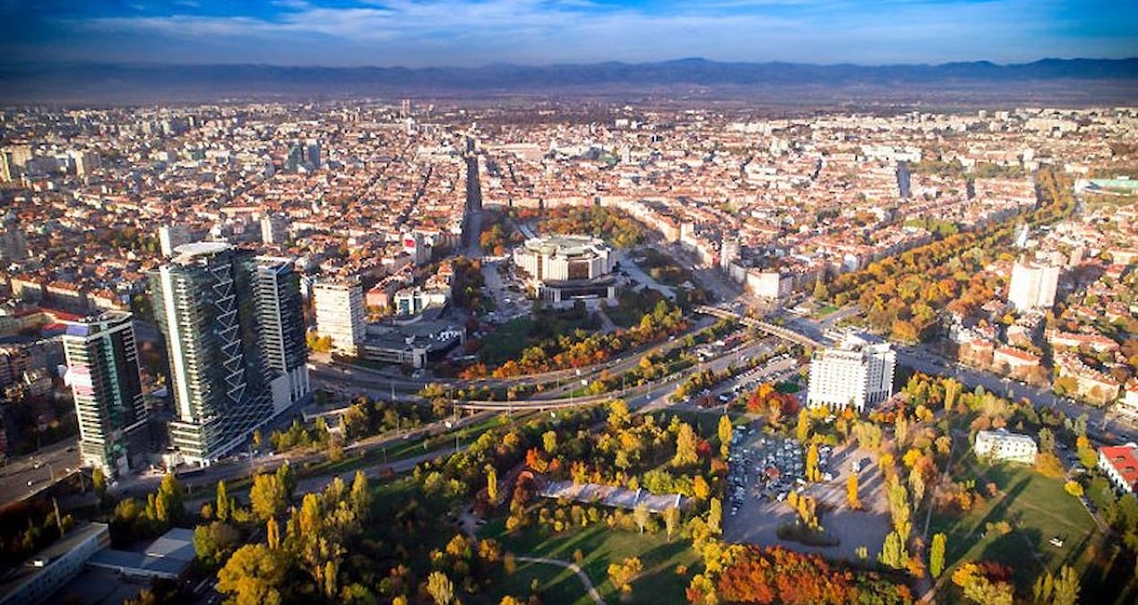 para birimleri degisiyor diye resmi tatil yapilacaklar UxfUxiPy