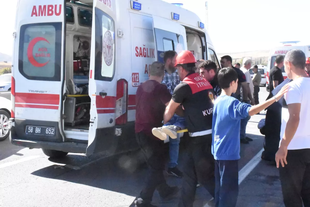 sivasta kaza 10 yarali T86fUiUi