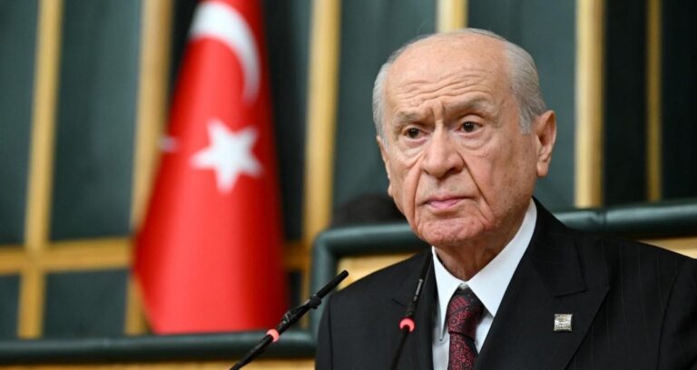 bahceli-cumhurun-kaderi-cumhuriyetin-kaderidir-BqK8GUCT.jpg