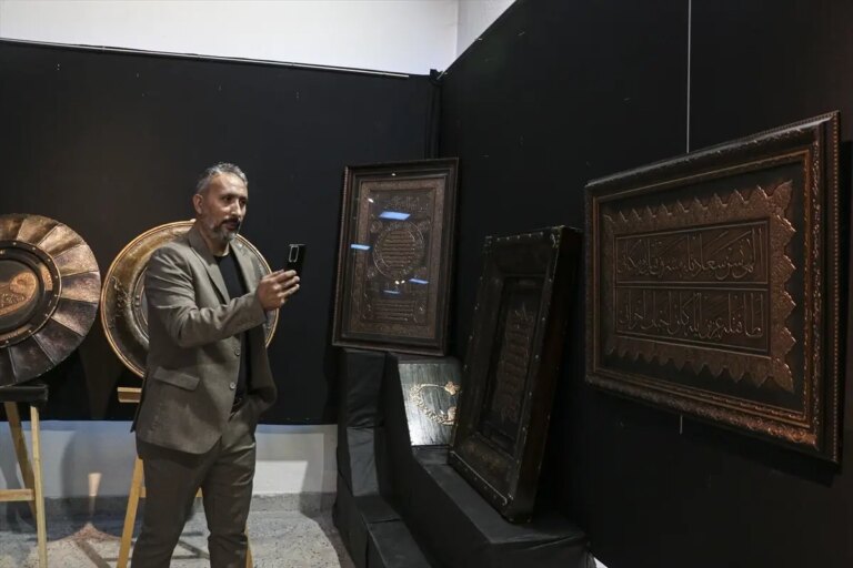 baskentte bakir rolyef ve hat sanati sergisi acildi f6A8cmtK.jpg