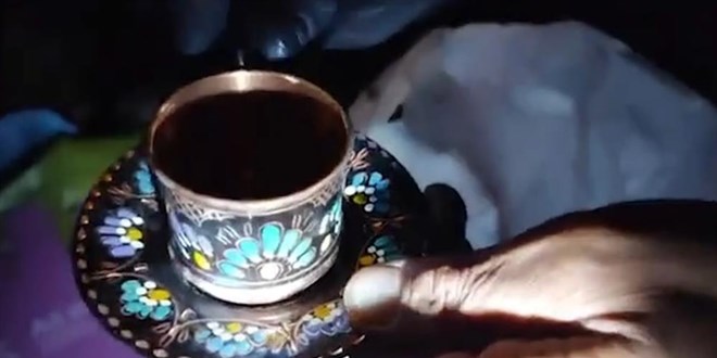 cop cop dolasiyorlar bulduklari ise servet degerinde bDb9DQpj.jpg