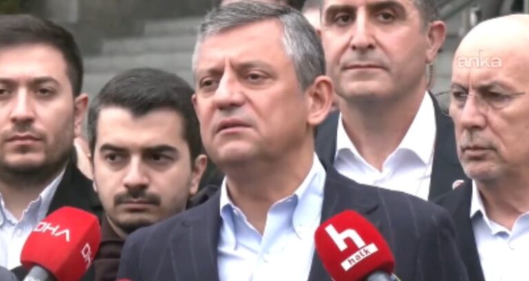 chp-lideri-ozel-acikladi-akp-surec-komisyonuna-rapor-sunmak-icin-ek-sure-istemis-ZpnG6iCR.jpg