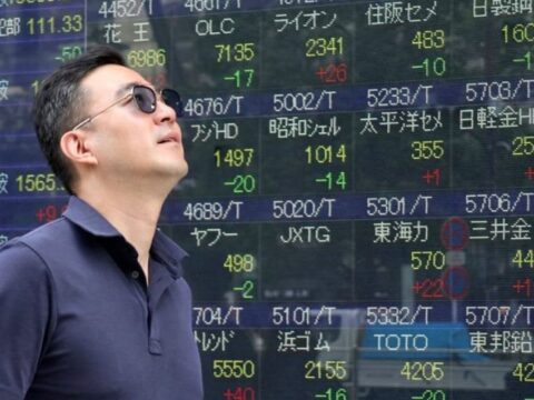 Piyasalarda Belirsizlik Rüzgarı: Endişeler Artıyor