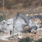 Israil askerleri bati seriada filistinlilerin evini yerle bir etti z9Gd4YEh